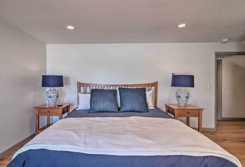 Plattsburgh Home W/ Deck On Lake Champlain