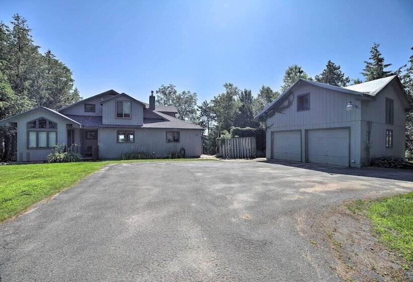 Plattsburgh Home W/ Deck On Lake Champlain