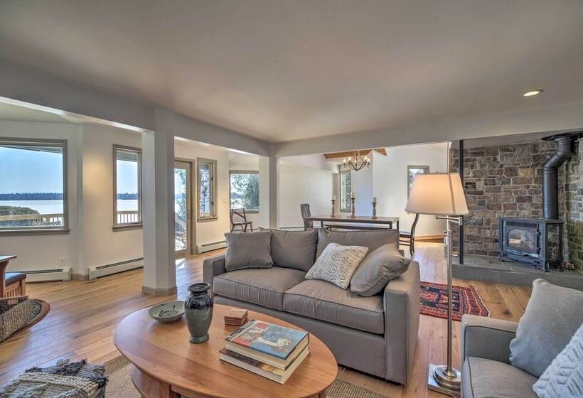 Plattsburgh Home W/ Deck On Lake Champlain