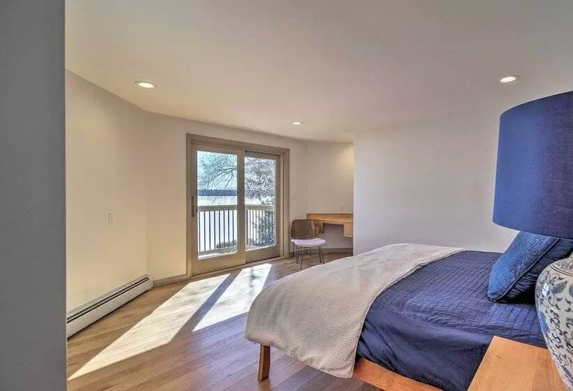 Plattsburgh Home W/ Deck On Lake Champlain