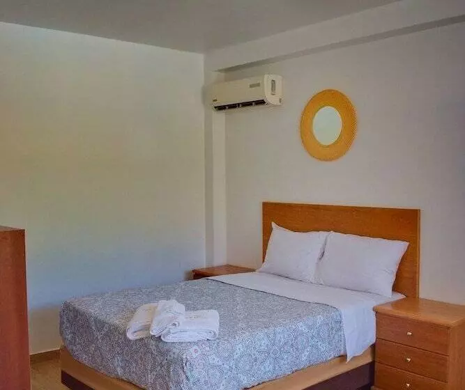 Prim Hotel Vichayito