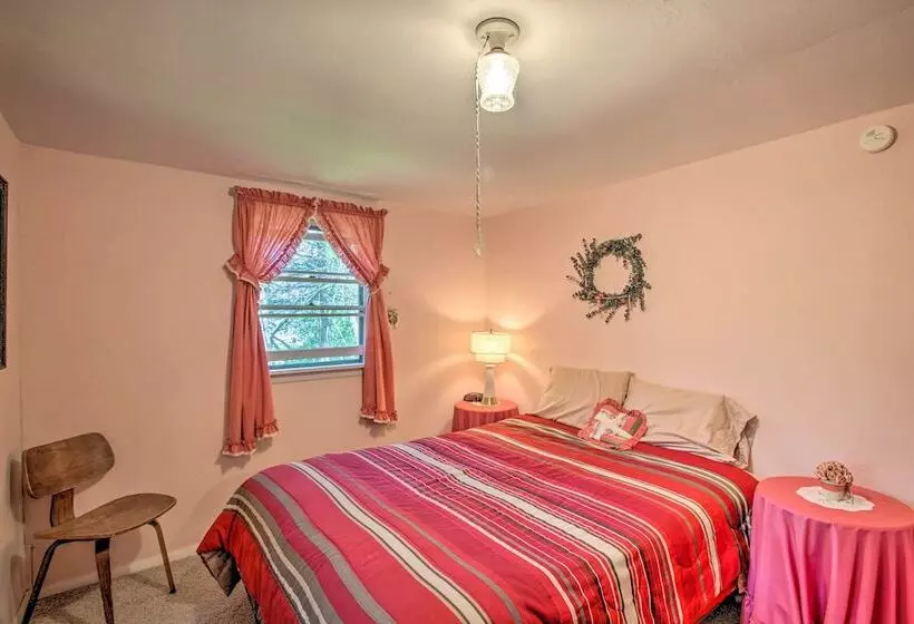 Quiet & Remote Cottage On Panther Pond!