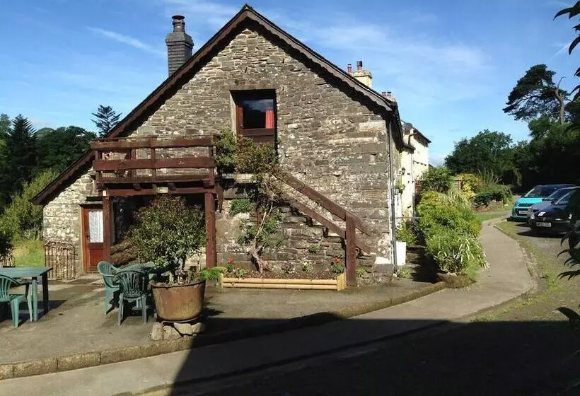 Relax In Mountain View Cottage At Cwmiar Farm