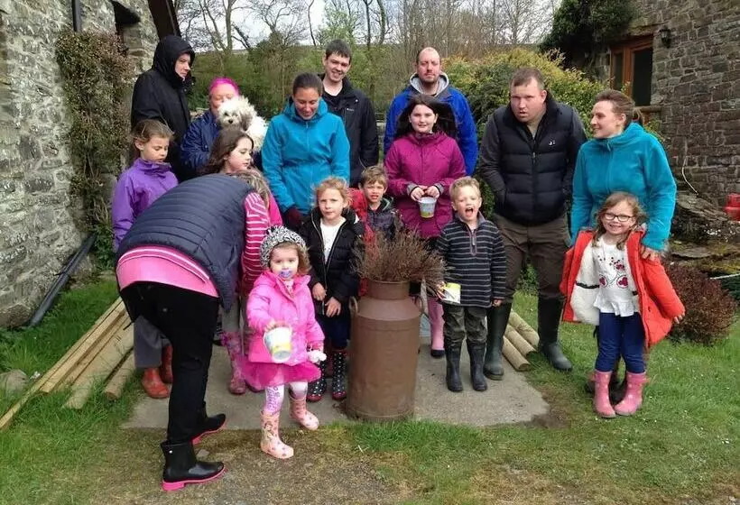 Relax In Mountain View Cottage At Cwmiar Farm