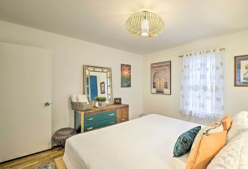 Renovated Eureka Springs Home   1 Mi To Downtown!