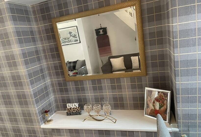 レジデンス Charming 2 Bed House In Wavertree Liverpool