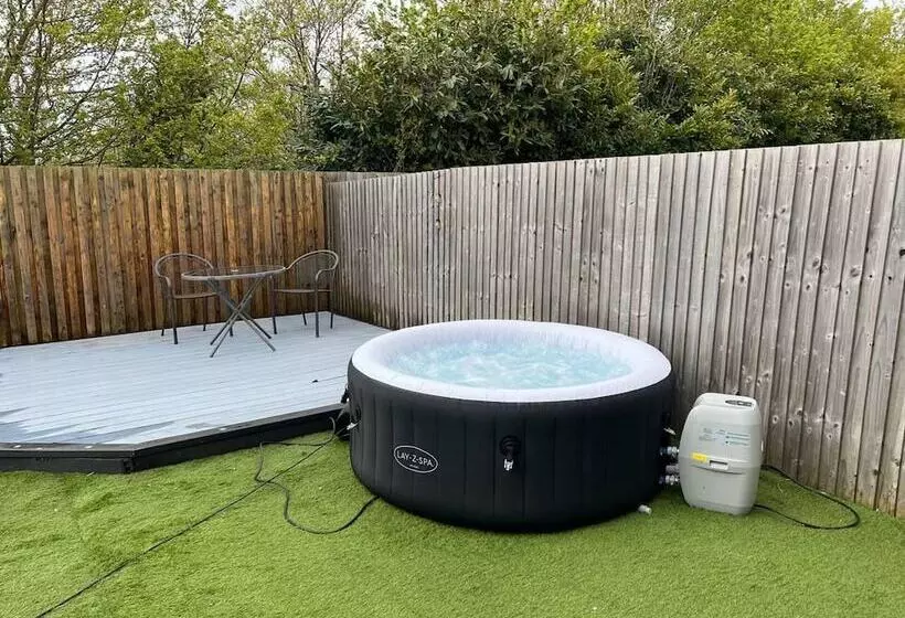 レジデンス Remarkable 3 Bed House In Wirral