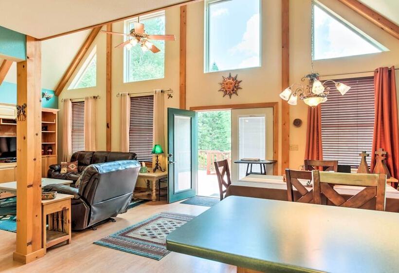 Cloudcroft Home W/ Spacious Stargazing Deck!