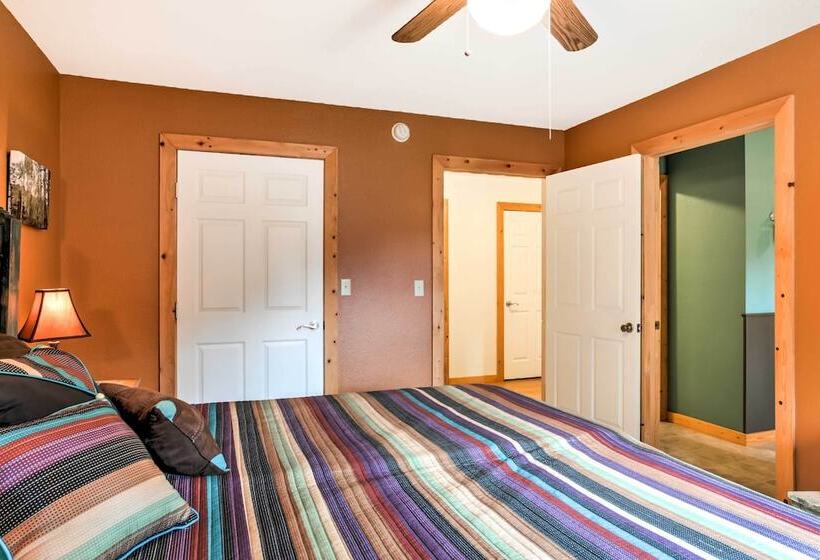 Cloudcroft Home W/ Spacious Stargazing Deck!