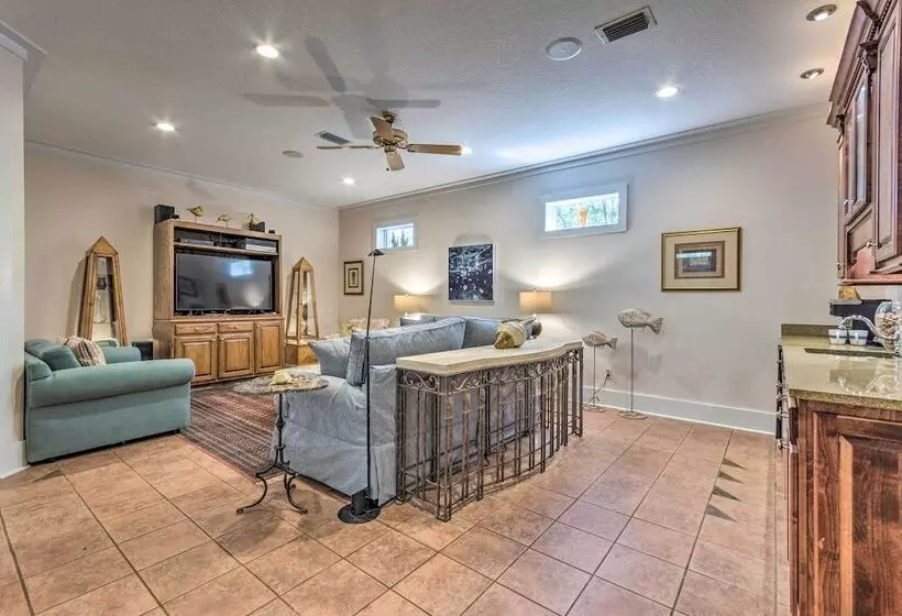 Santa Rosa Beach Home W/ Pool, Hot Tub & Golf Cart