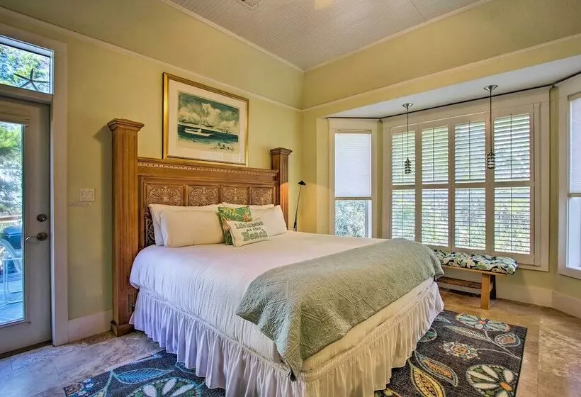 Santa Rosa Beach Home W/ Pool, Hot Tub & Golf Cart