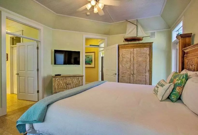 Santa Rosa Beach Home W/ Pool, Hot Tub & Golf Cart