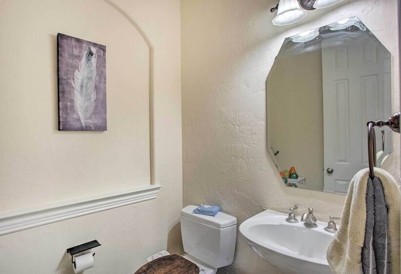 Private Pool & Hot Tub: Spacious Murphy Getaway