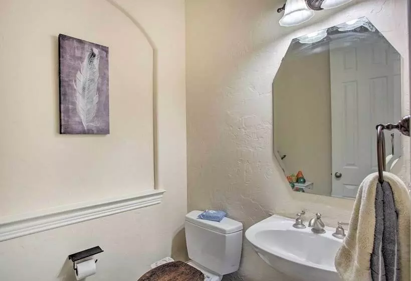 Private Pool & Hot Tub: Spacious Murphy Getaway