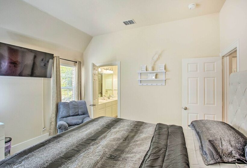 Private Pool & Hot Tub: Spacious Murphy Getaway