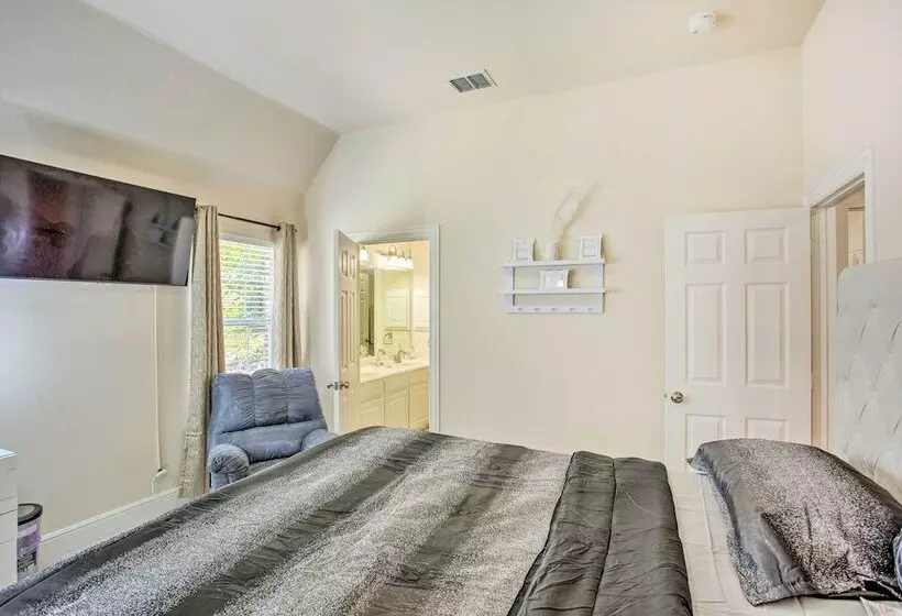 Private Pool & Hot Tub: Spacious Murphy Getaway