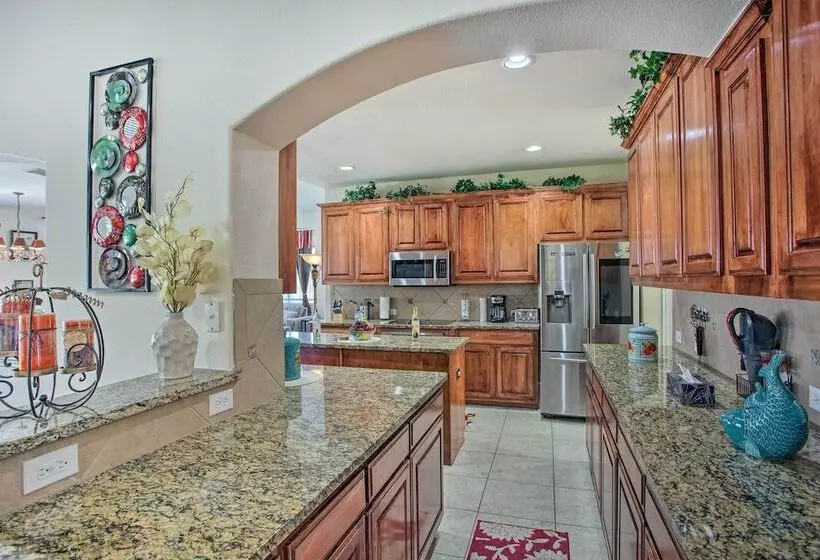 Private Pool & Hot Tub: Spacious Murphy Getaway