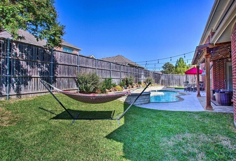 Private Pool & Hot Tub: Spacious Murphy Getaway