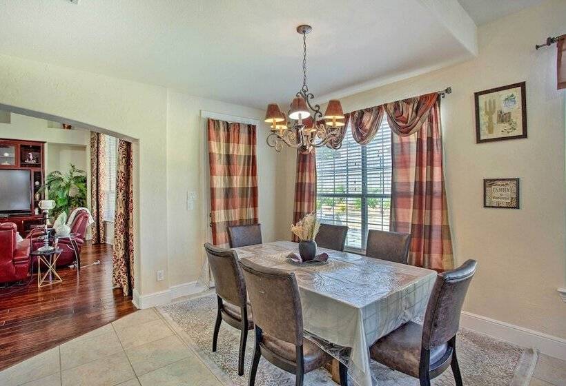 Private Pool & Hot Tub: Spacious Murphy Getaway