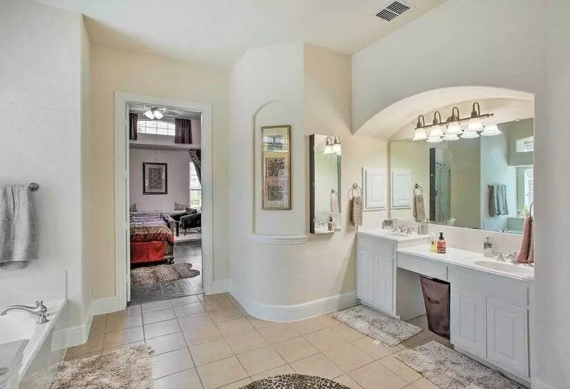 Private Pool & Hot Tub: Spacious Murphy Getaway