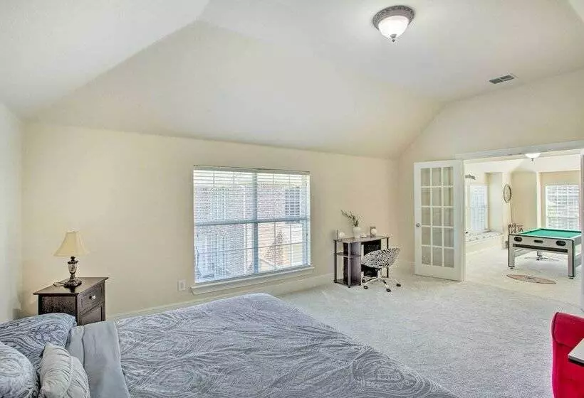 Private Pool & Hot Tub: Spacious Murphy Getaway