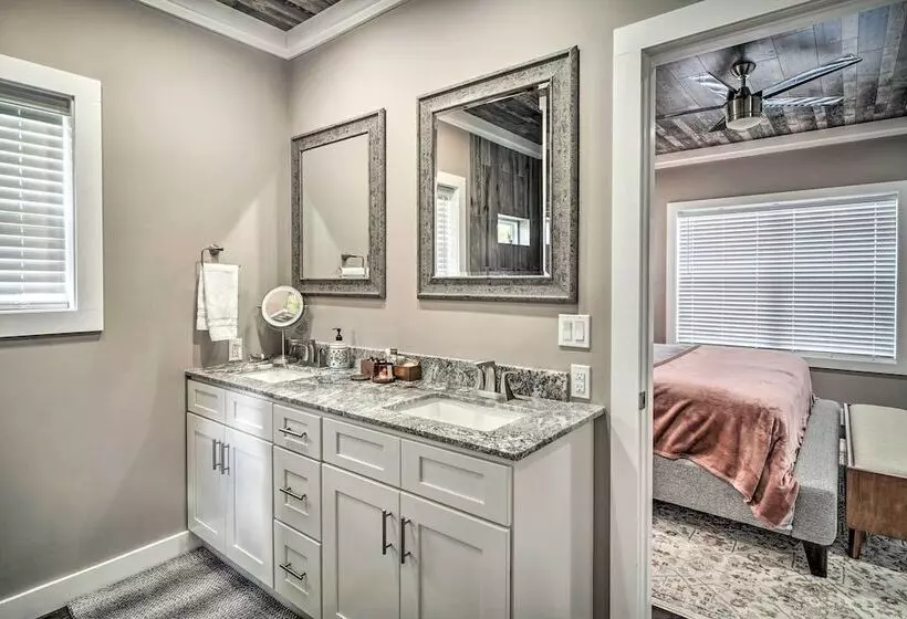 Spacious Sevierville Home W/ Hot Tub!