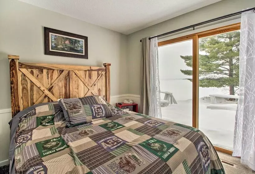 Waterfront Gull Lake W/ Dock: Family Friendly!