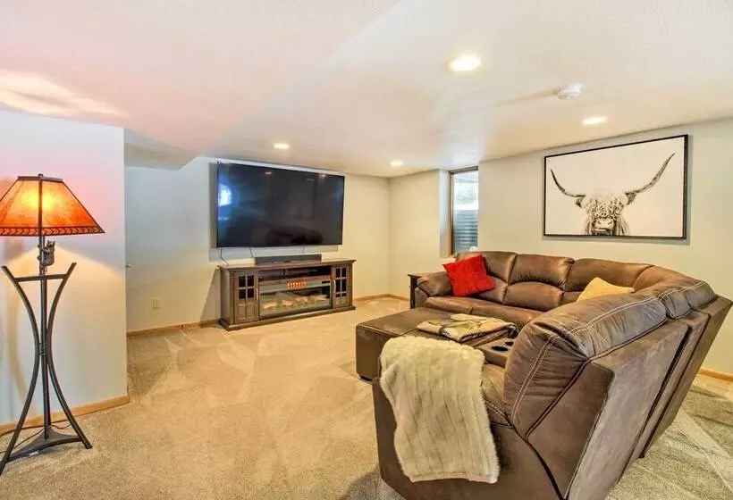 Waterfront Gull Lake W/ Dock: Family Friendly!