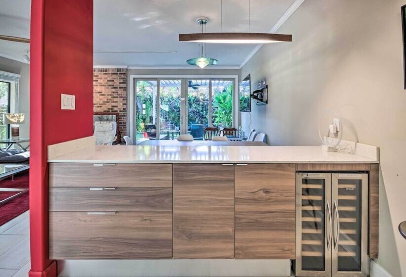 Family Friendly Houston Home W/ Private Backyard!