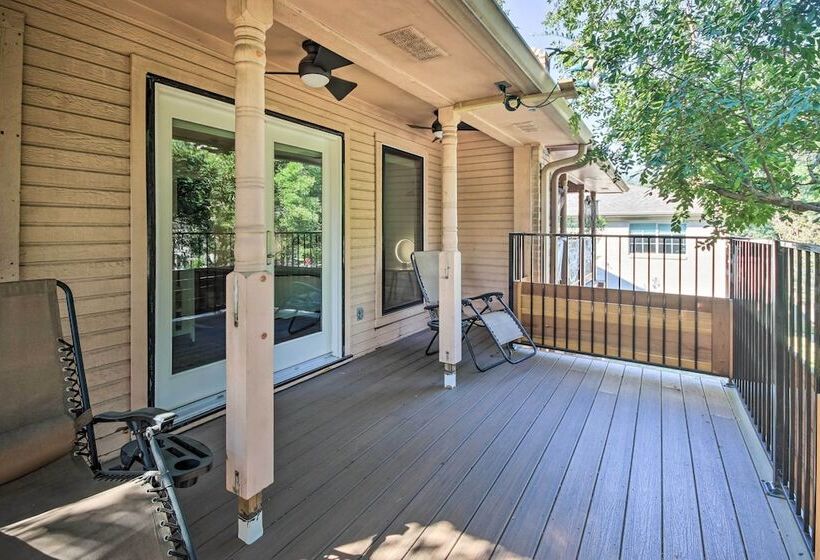 Family Friendly Houston Home W/ Private Backyard!