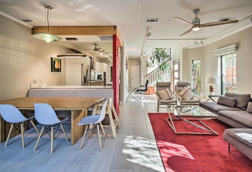 Family Friendly Houston Home W/ Private Backyard!