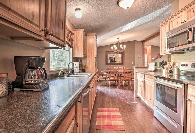 Waterfront Karnack Home W/ Boathouse & Deck!