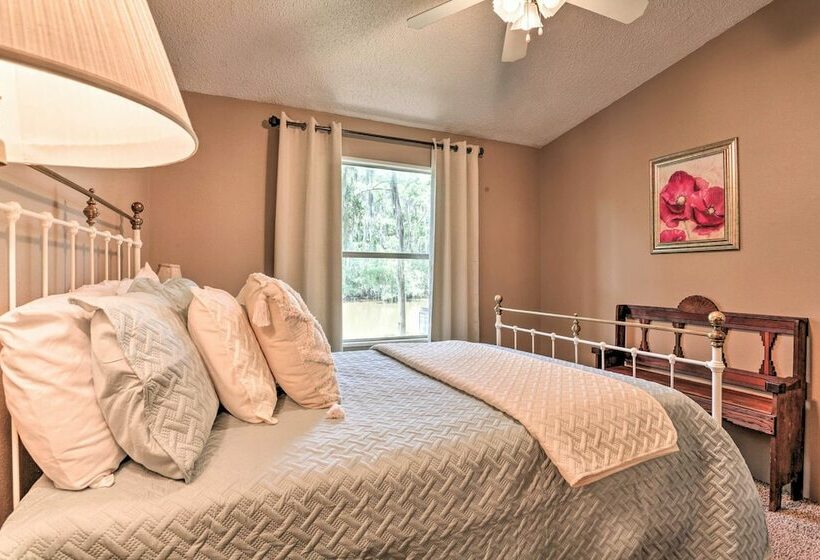 Waterfront Karnack Home W/ Boathouse & Deck!