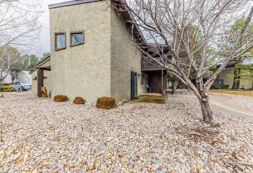 West Winds Lodge