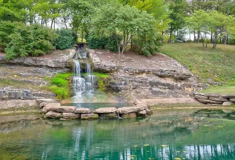 Whispering Creek   In The Heart Of Ozarks, Near Dt!