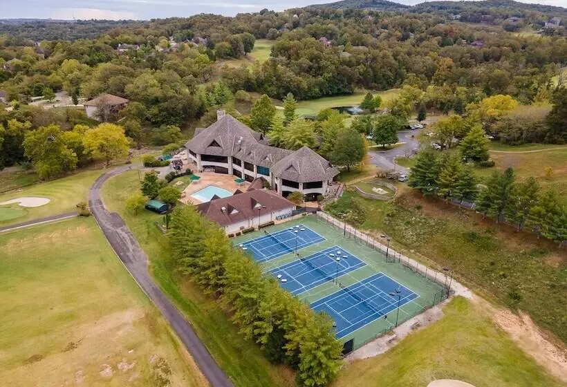 Whispering Creek   In The Heart Of Ozarks, Near Dt!