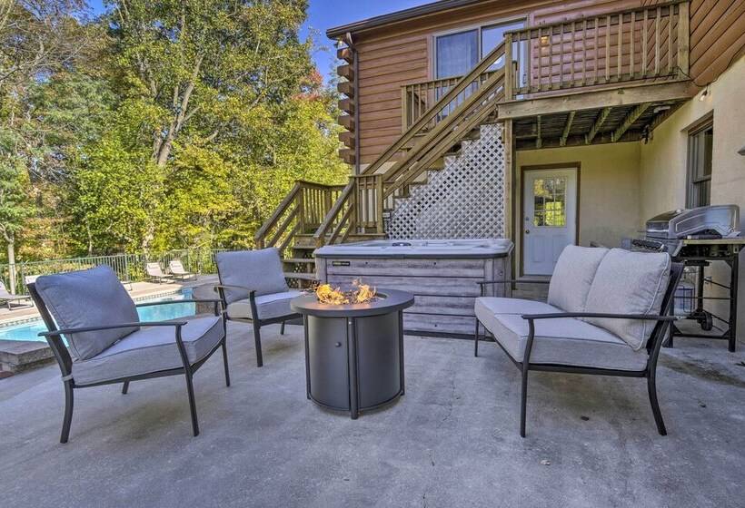 Beautiful Mount Joy Cabin W/ Pool + Sauna!