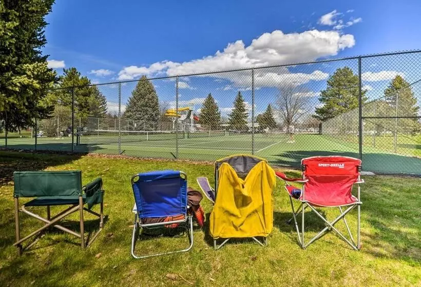 Billings Abode W/ Grill: Walk To Park & Shops