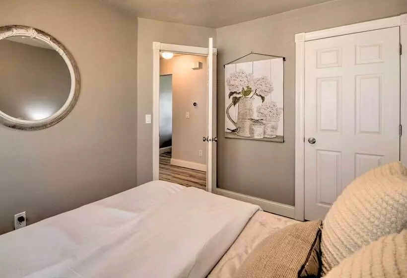 Billings Abode W/ Grill: Walk To Park & Shops