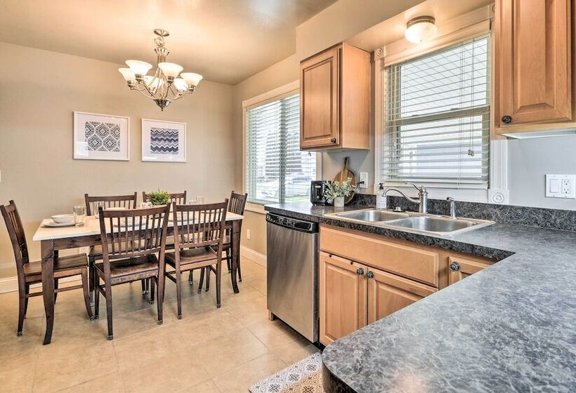 Billings Abode W/ Grill: Walk To Park & Shops