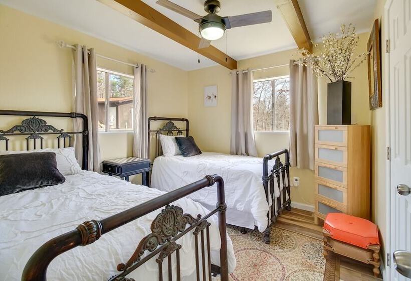 Broadway Cabin W/ Hot Tub: Hike & Ski