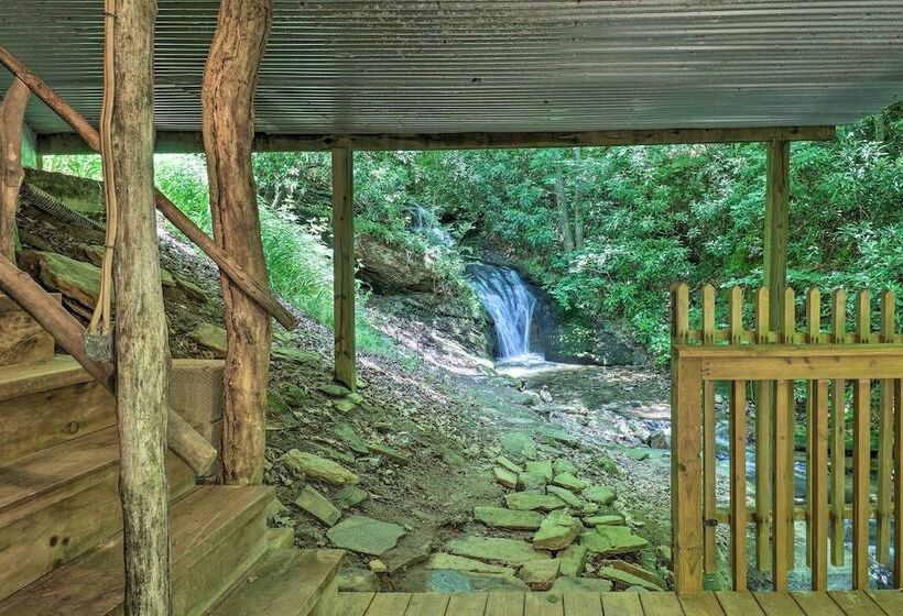 Bryson City Cottage W/ Hot Tub & Waterfall Views!