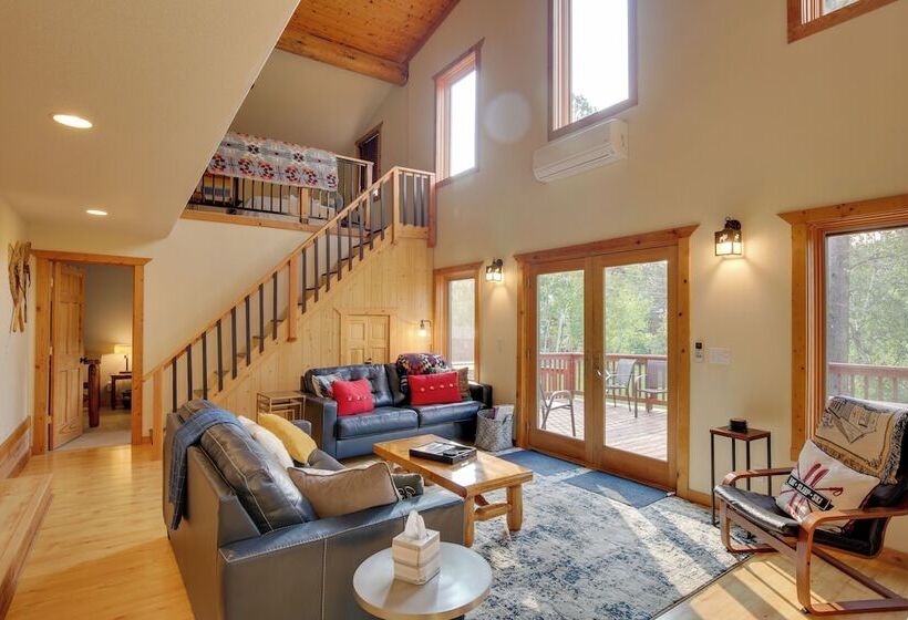 Cabin W/ Hot Tub & Grill < 1 Mi To Skiing!