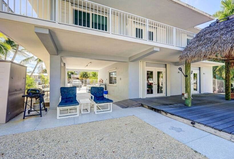 Canal Front Florida Keys Home W/ Dock!