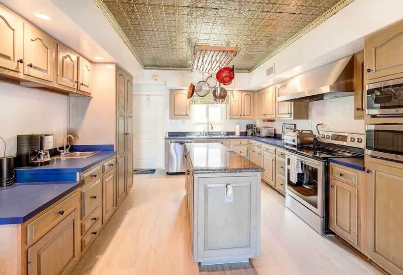 Canal Front Florida Keys Home W/ Dock!