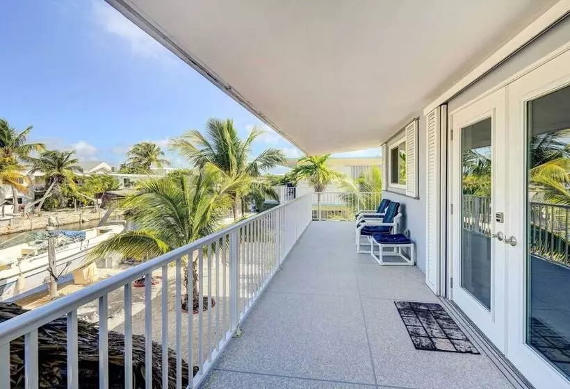 Canal Front Florida Keys Home W/ Dock!