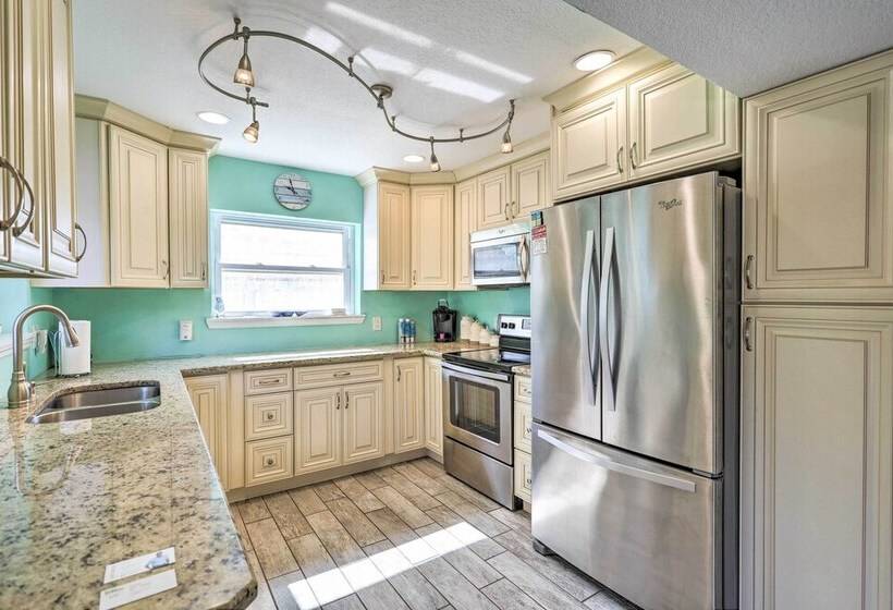 Cape Canaveral Cottage W/ Pool   Walk To Beach!