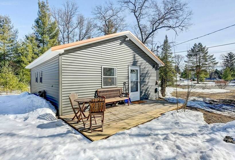 Charming Alger Retreat ~ 2 Mi To Skidway Lake