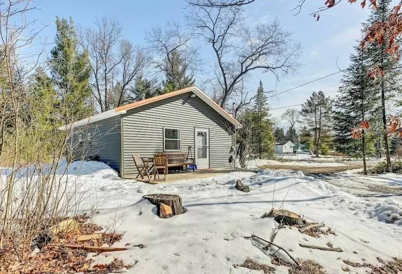 Charming Alger Retreat ~ 2 Mi To Skidway Lake