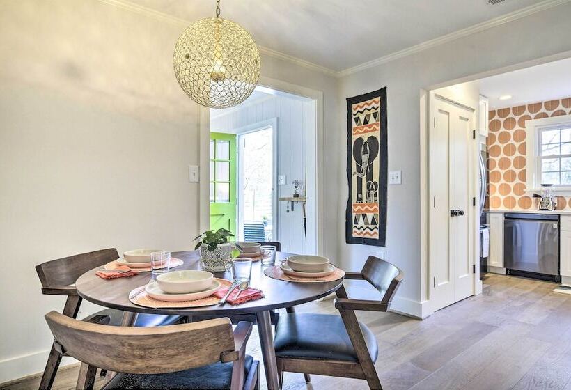 Charming Carrboro Home Walk To Downtown!